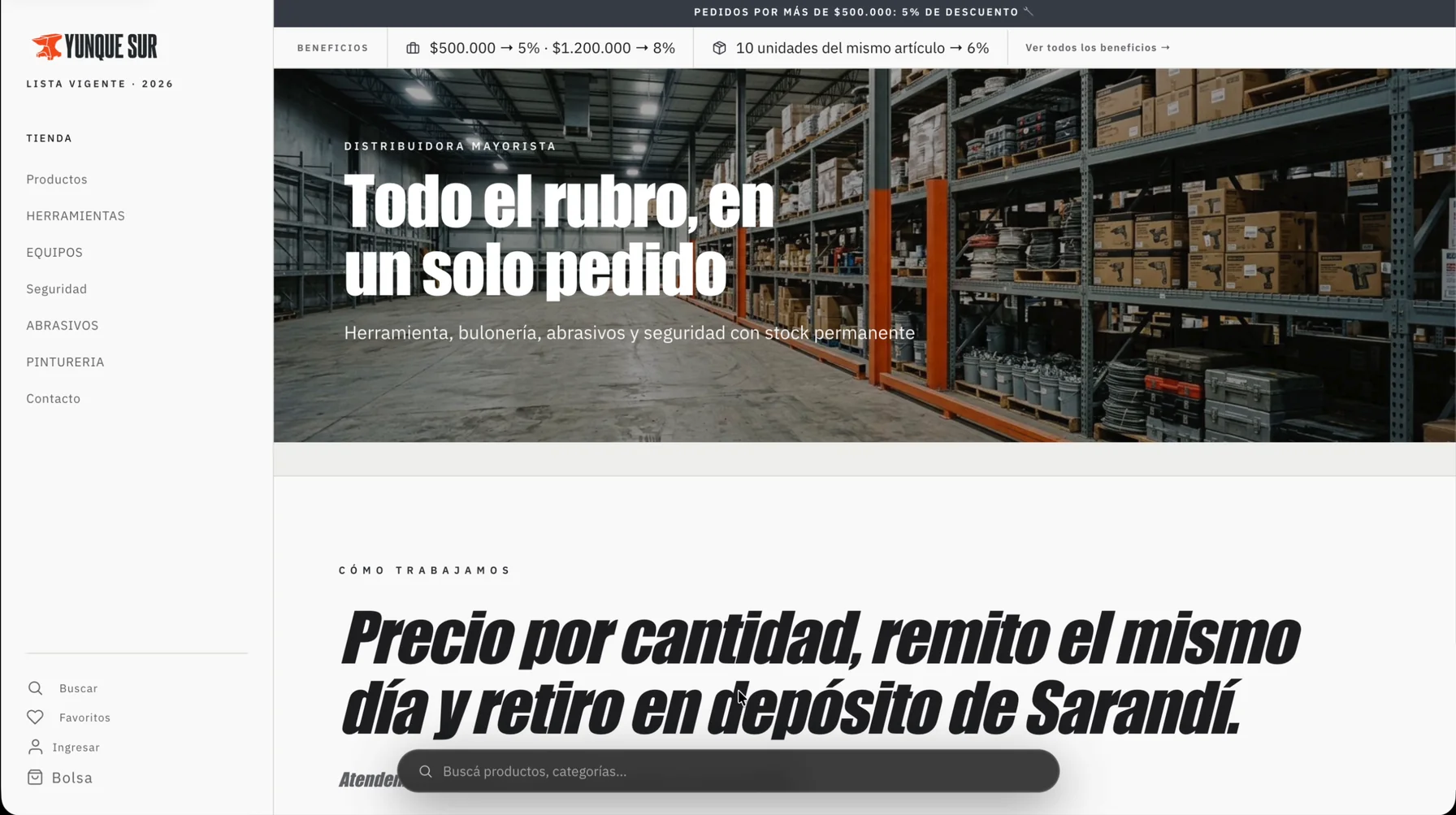 Loja atacadista de ferragens feita com VendasxAtacado: catálogo B2B com descontos por volume na barra superior e estoque permanente de ferramentas, parafusos, abrasivos e segurança