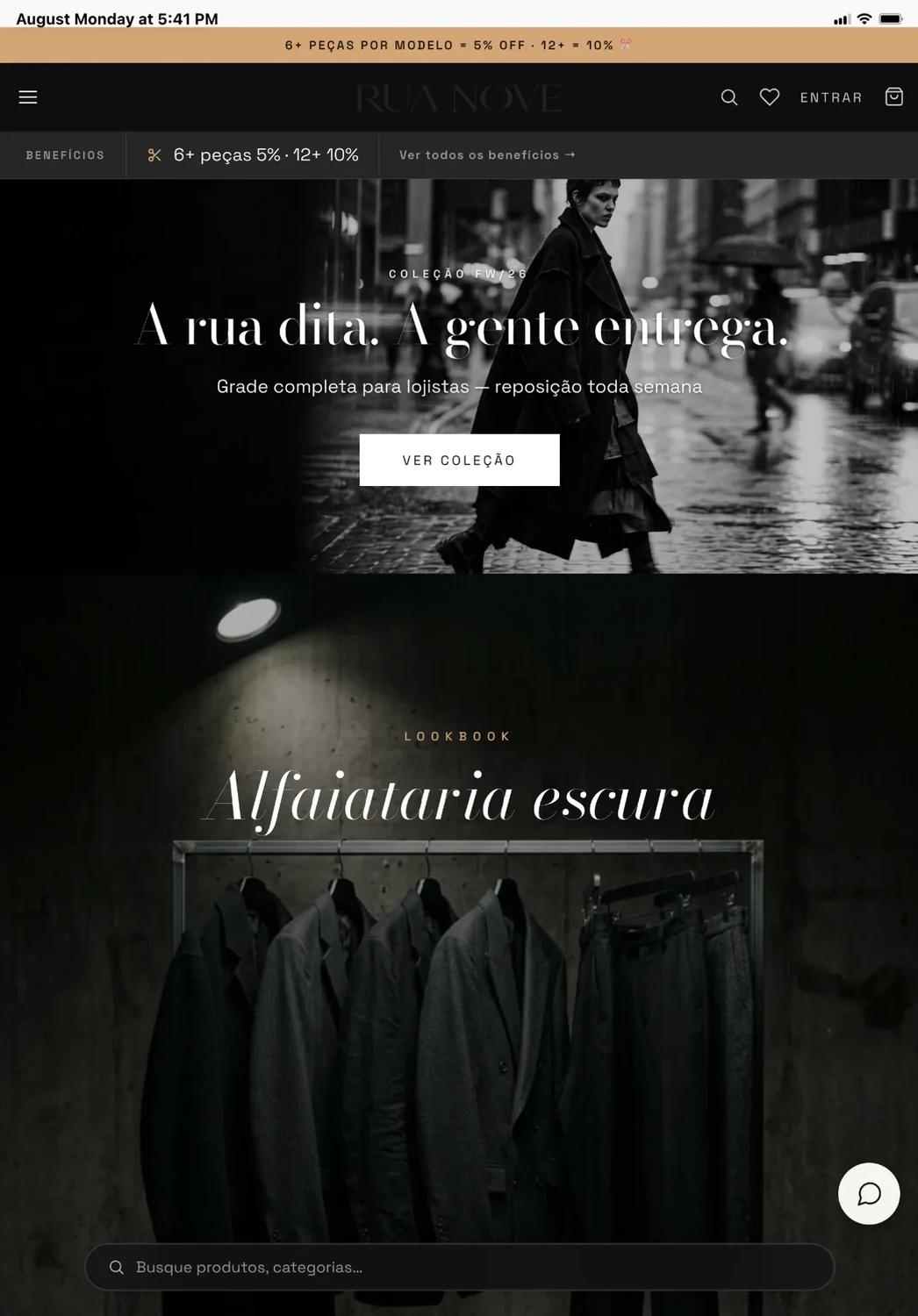 A mesma loja atacadista de roupas em um tablet