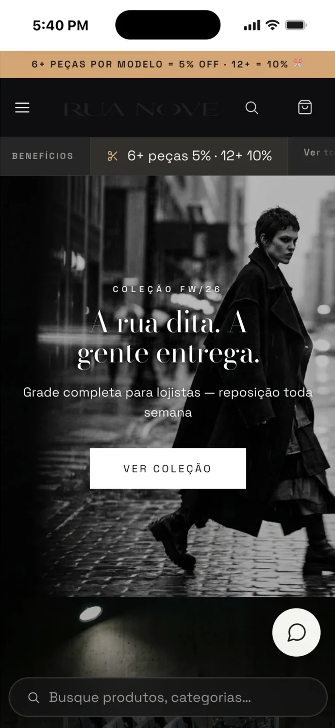 A loja atacadista de roupas no celular
